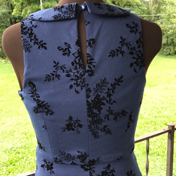 Lauren Conrad 🌹 dress velour Raised appliqué. - Picture 6 of 8